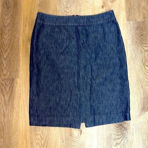 Talbots Dresses & Skirts - Talbots Classic Denim Chambray Zip Back Pencil Skirt size 10